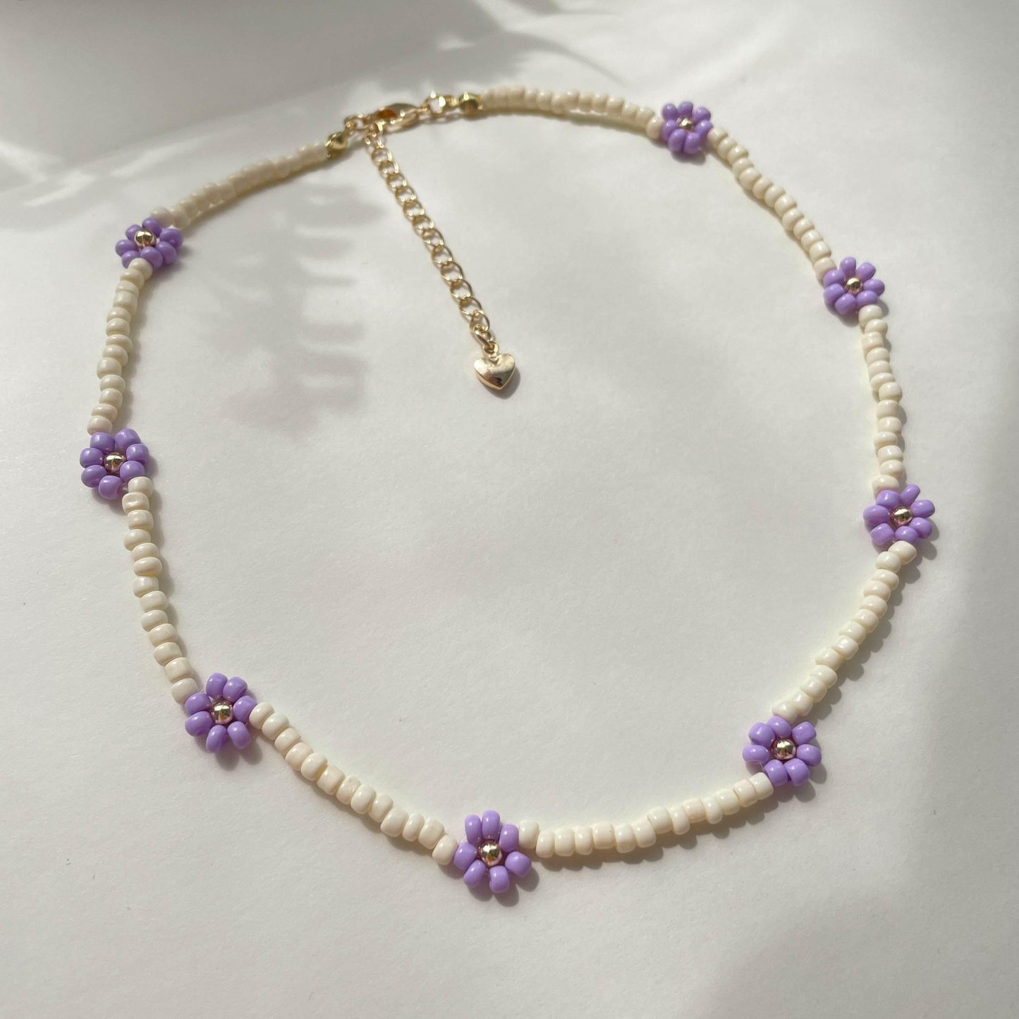 Purple Daisy Necklace - Bijoux Lasotita