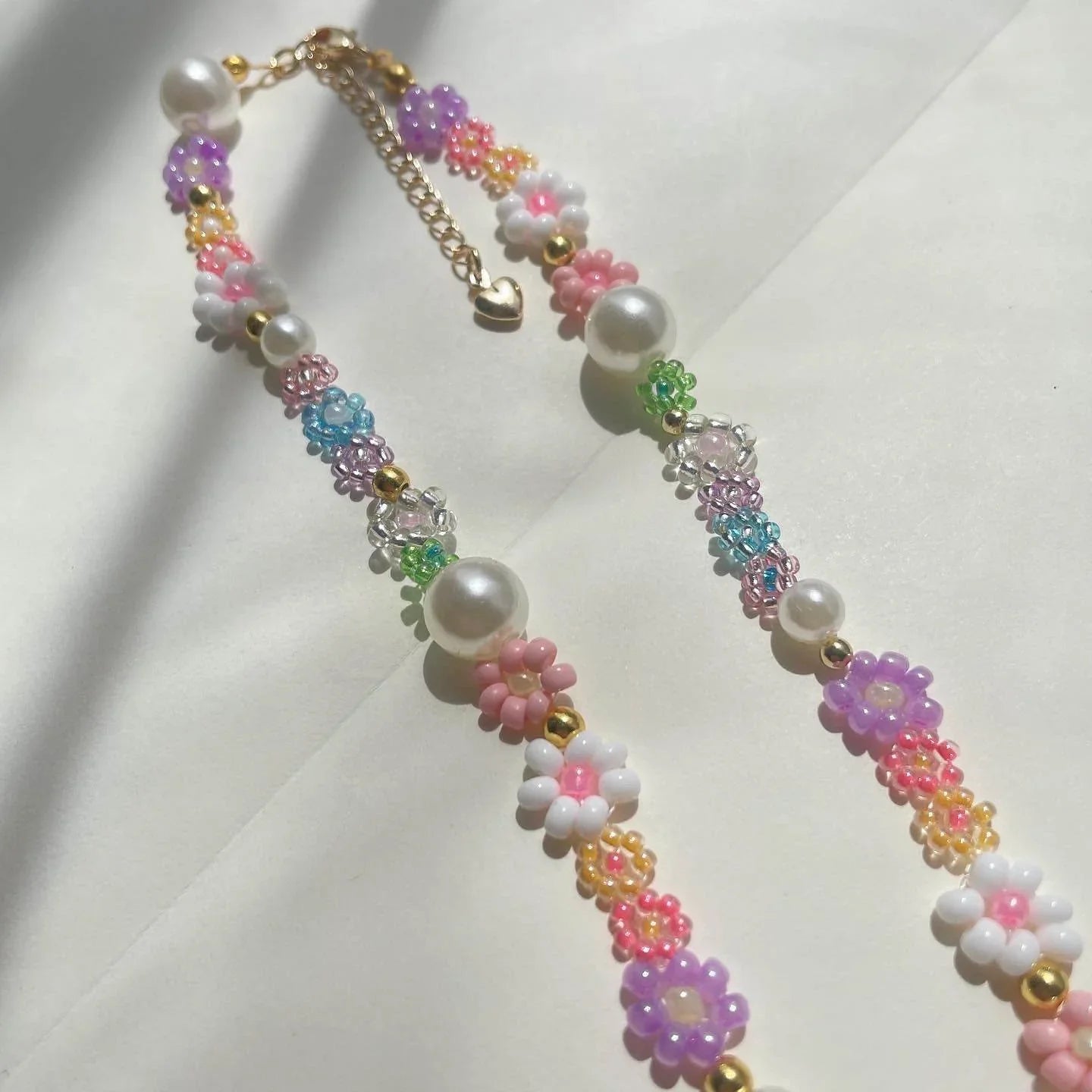 Pearly flowers Necklace - Bijoux Lasotita
